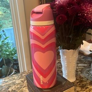 Owala 40 oz Valentines Heart Water bottle